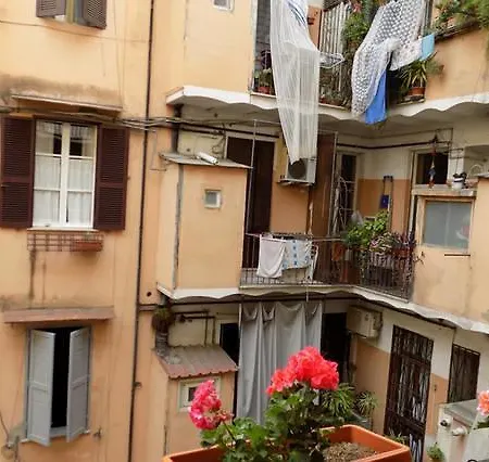 Apartment Marmorata Rome